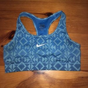 Nike pro sports bra
